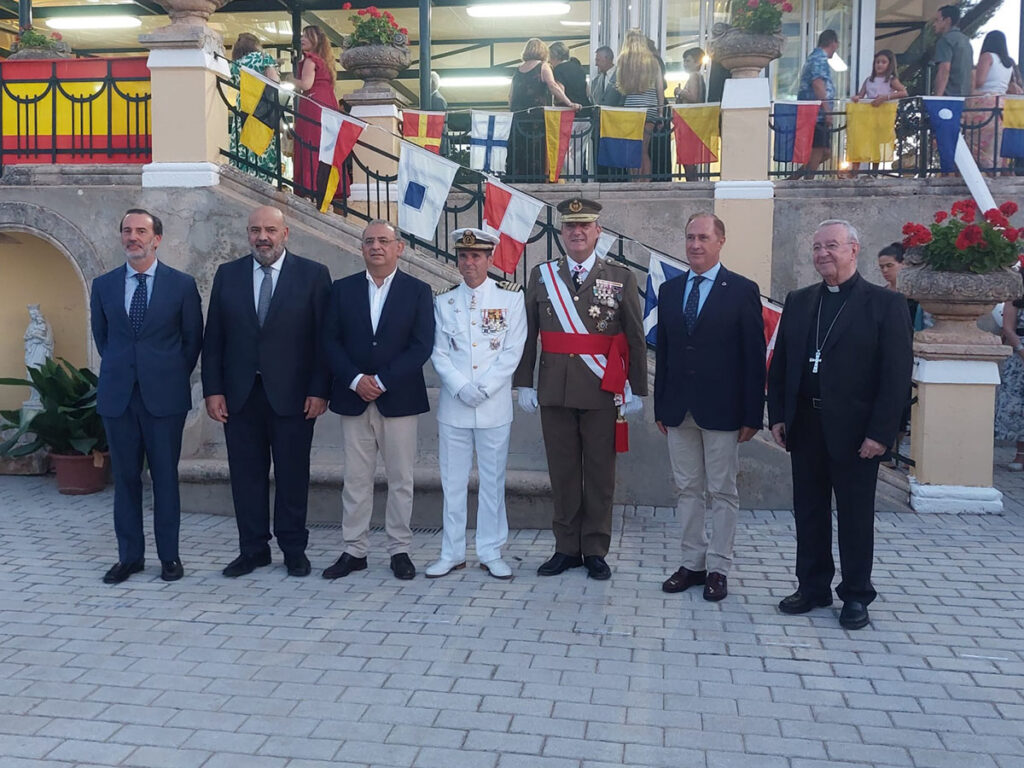 La gente de mar volvió a pasear a su patrona