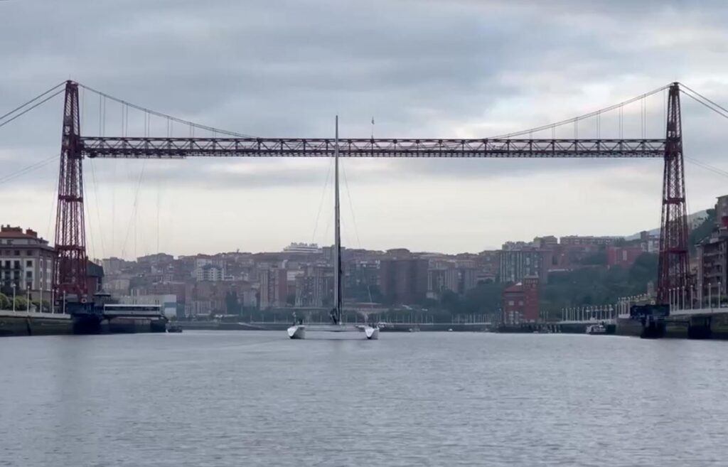 12 días para batir el récord de la vuelta a España a vela