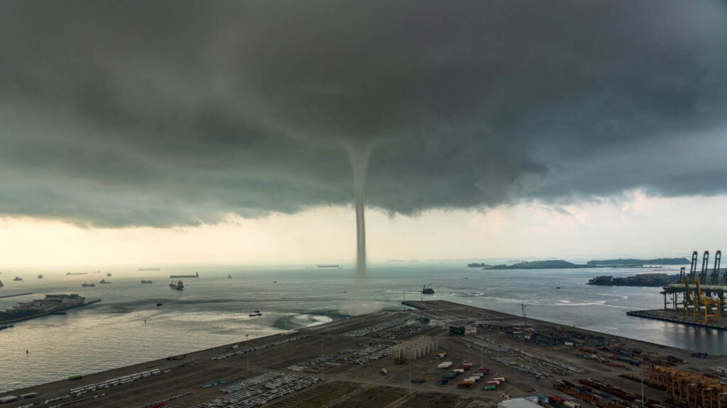 El ‘Bayesian’ fue hundido por un tornado, simplemente
