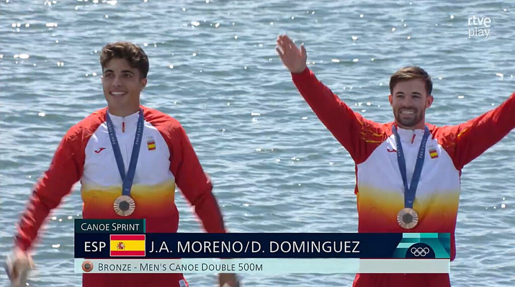 El piragüismo balear hace historia en París: Bronce para Moreno y para Cooper