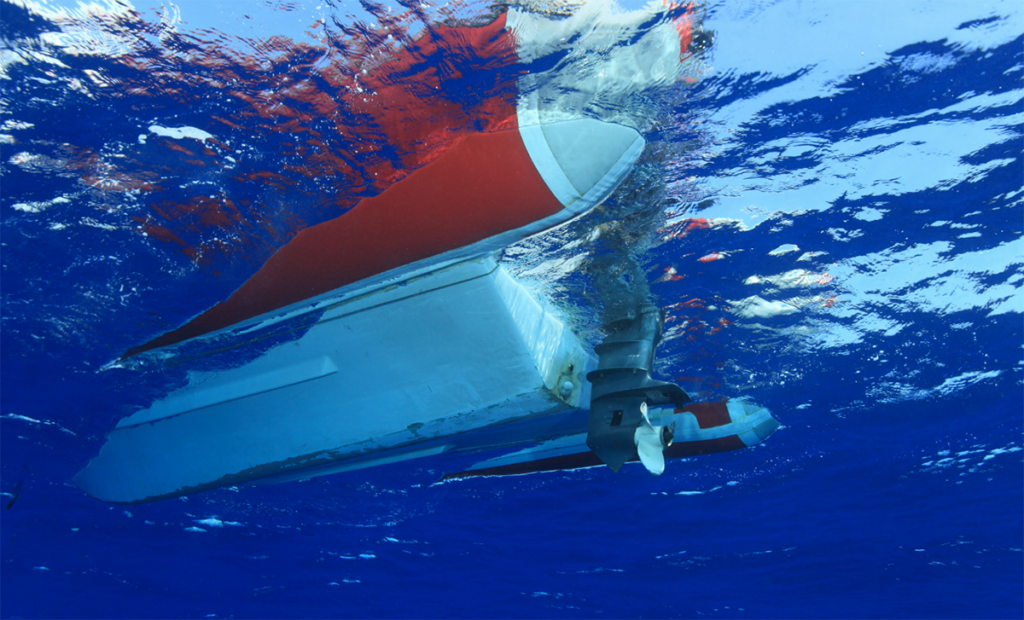 Dos personas heridas por cortes de hélice en Palmanova