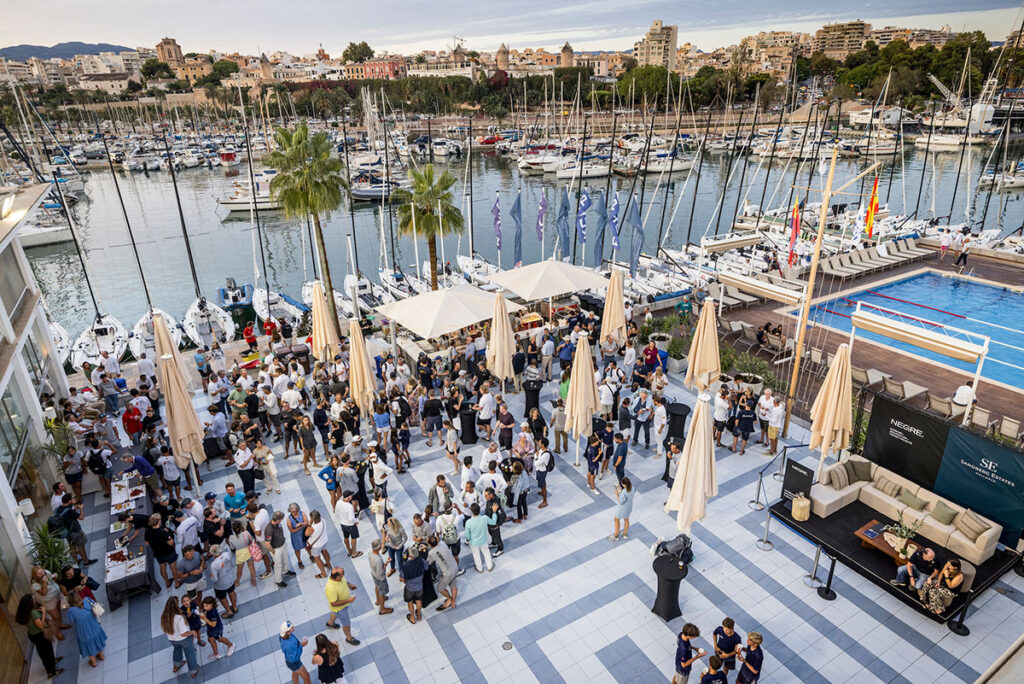 Comienza el espectáculo: en marcha el mundial de J/70