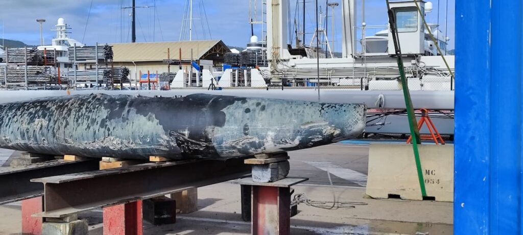 El yate Winwin cura sus heridas en Palma tras el accidente sufrido en Porto Cervo