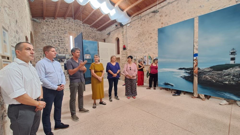 El Museo de la Mar inaugura la exposición “Fareras. La luz que nos guía”