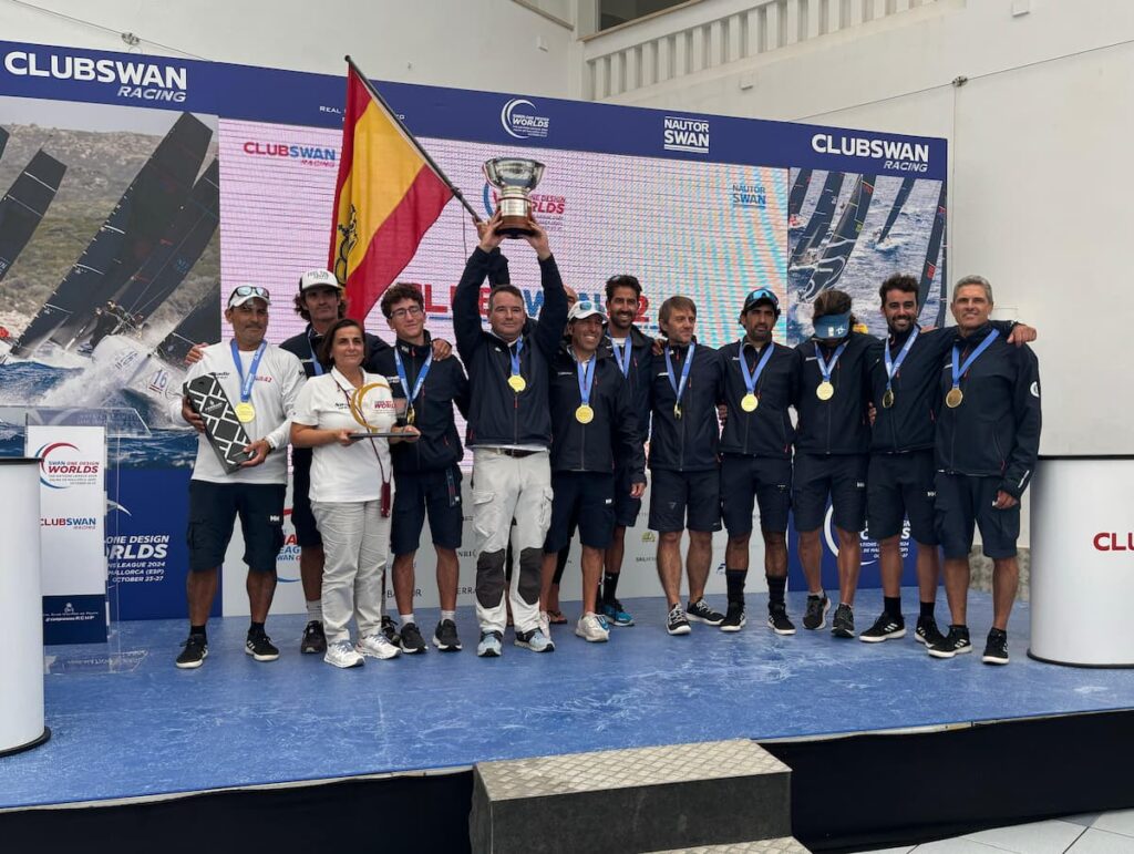 El español Nadir conquista el mundial de ClubSwan 42