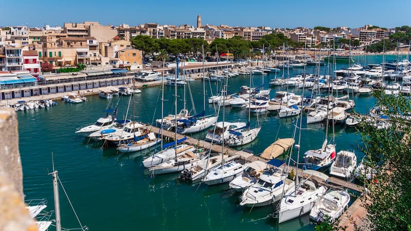 El Govern sacará a concurso los amarres de chárter en sus puertos