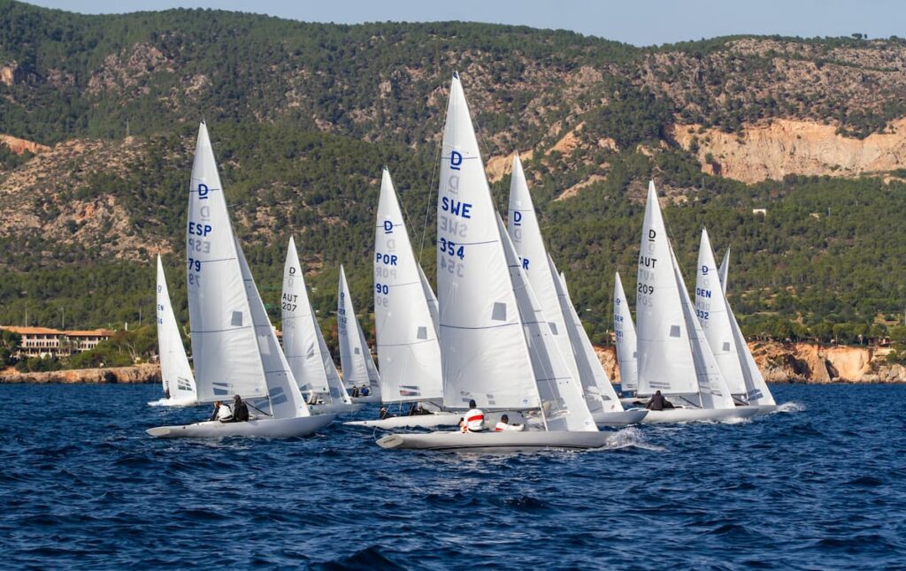 Las VIII Puerto Portals Dragon Winter Series arrancan con mucha igualdad