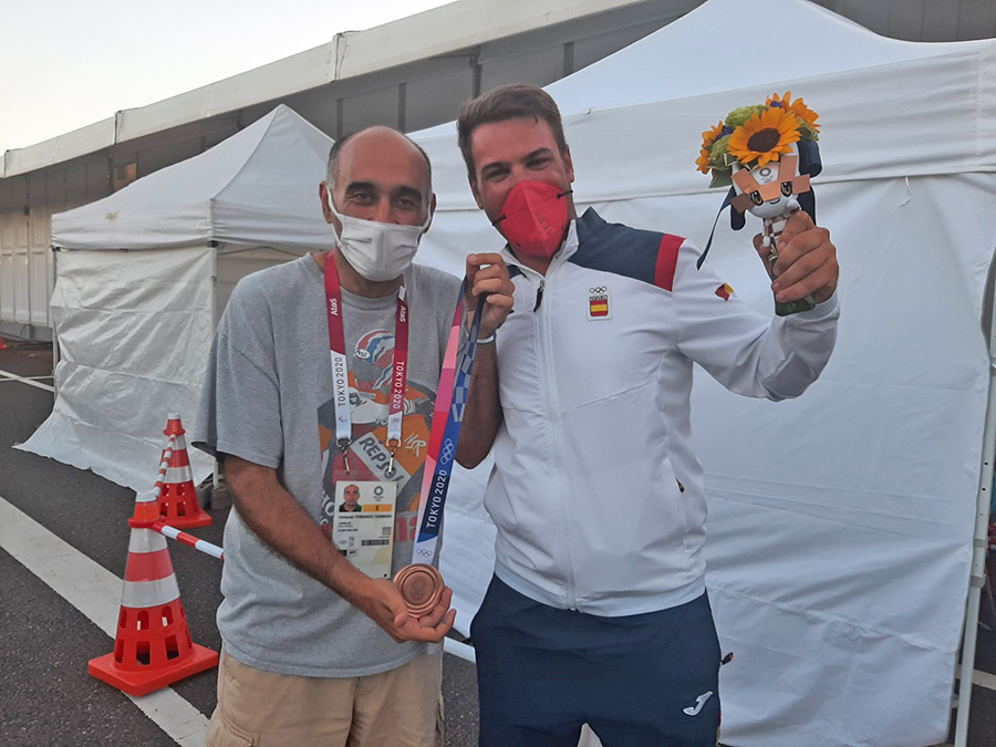 Los deportistas Marcus Cooper, Neus Fernández y Martina Gomila y la técnica Betty Menéndez, condecorados por los Premis Esports IB