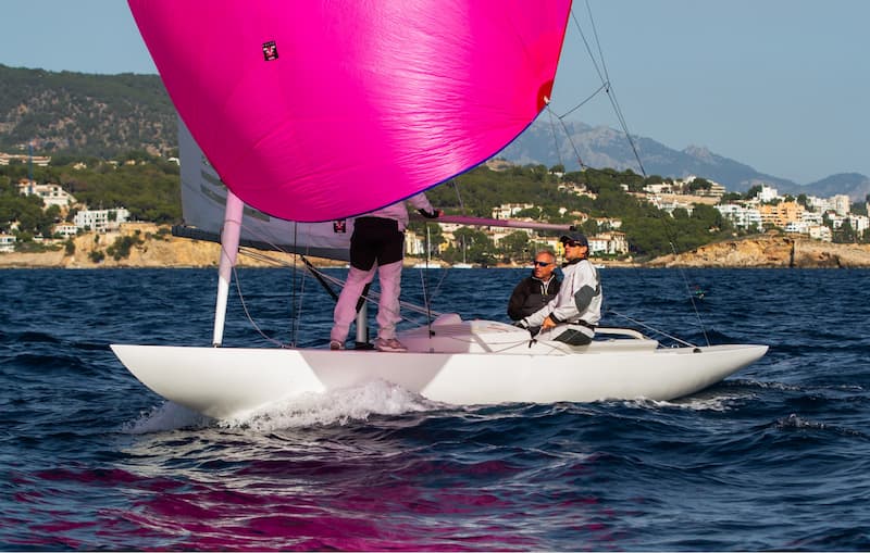 Sin viento en la última jornada de la segunda ronda de las VIII Puerto Portals Dragon Winter Series