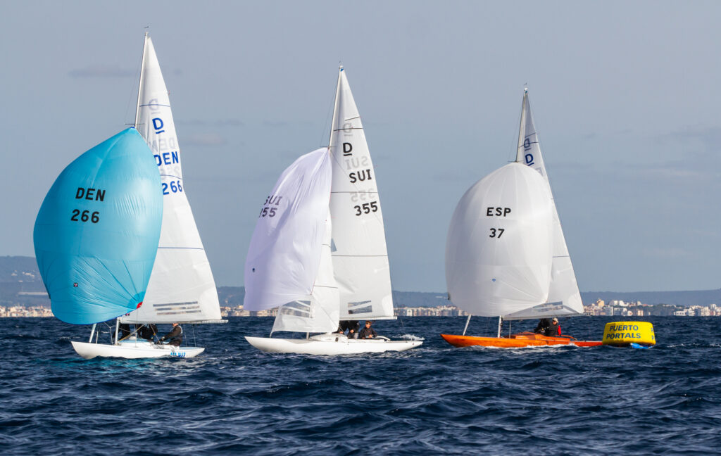 Basic Logic pincha pero aumenta su ventaja gracias al descarte