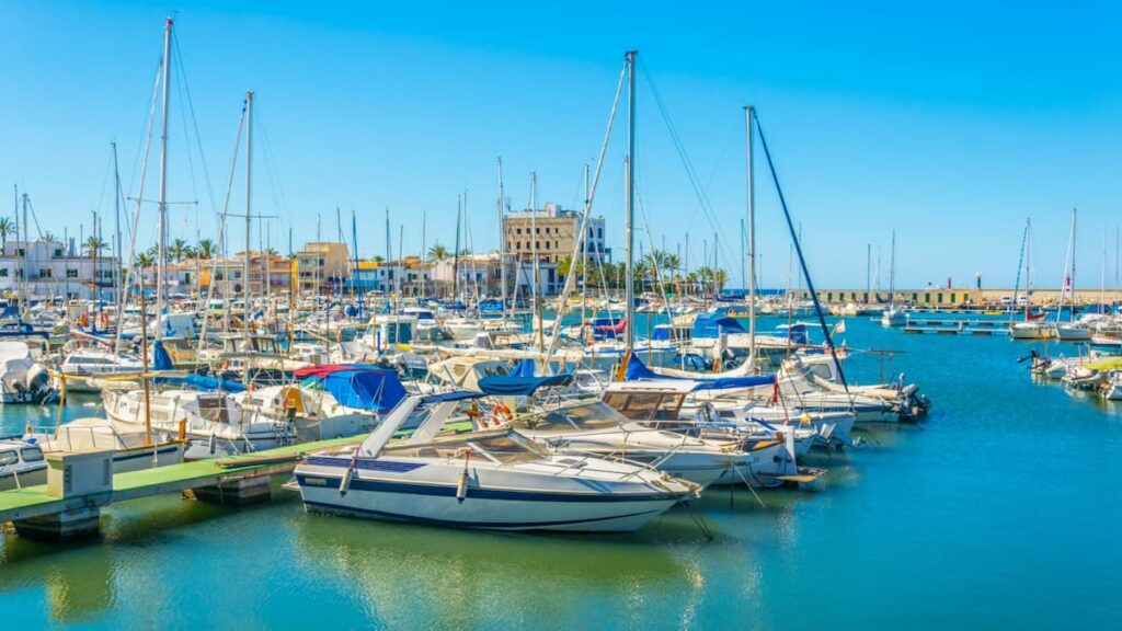 Tensión máxima en Es Portitxol: los amarristas de la APB no quieren ir al club