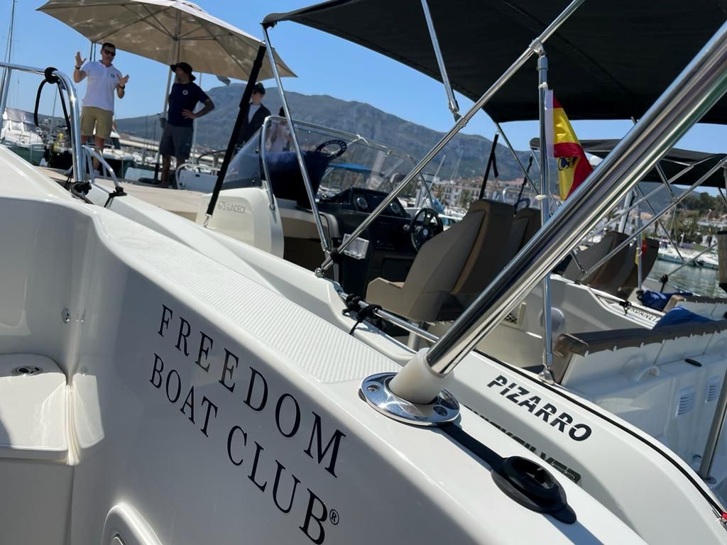 Freedom Boat Club suma a Touron en su red de franquicias
