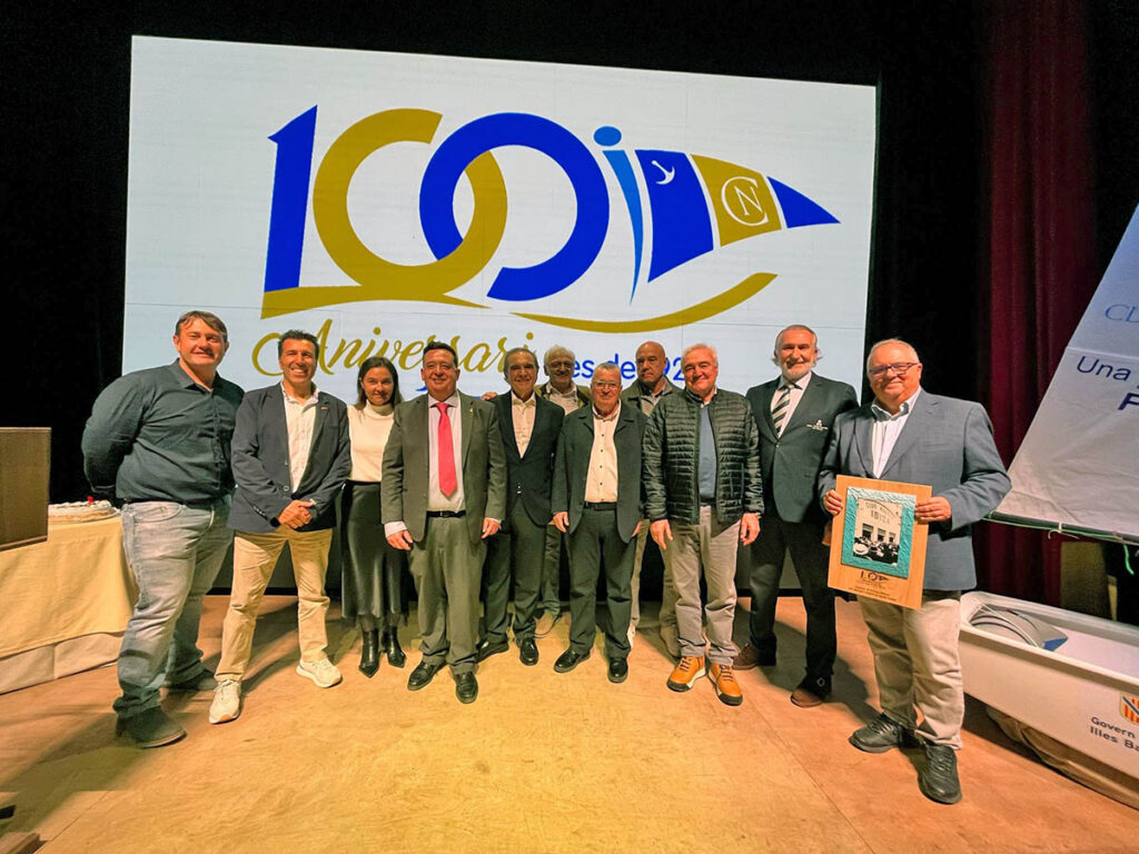 El Club Náutico de Ibiza muestra su voluntad de resistir en la celebración de sus 100 años