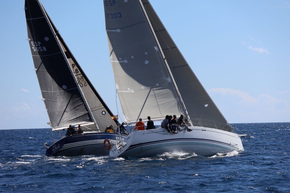 Duelo de cruceros en el Trofeo Teatro Pereyra del CN Ibiza