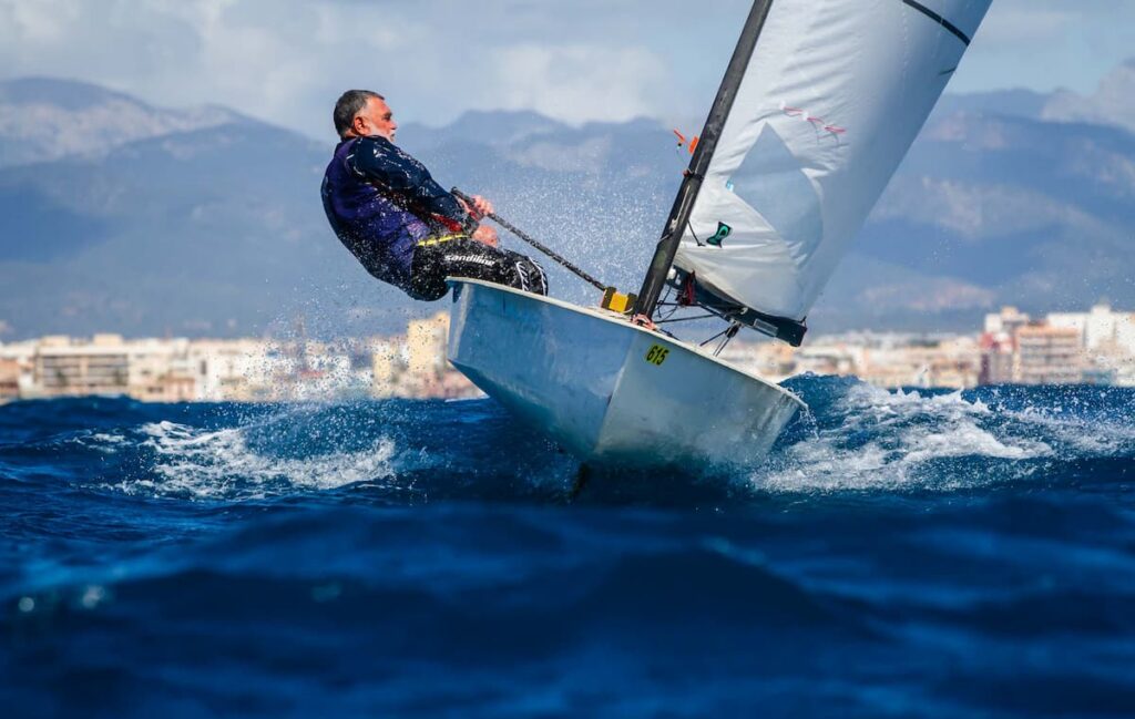 Luke Deegan y Víctor Pérez-Luca Brugigioni se imponen en el Trofeo BMComposite