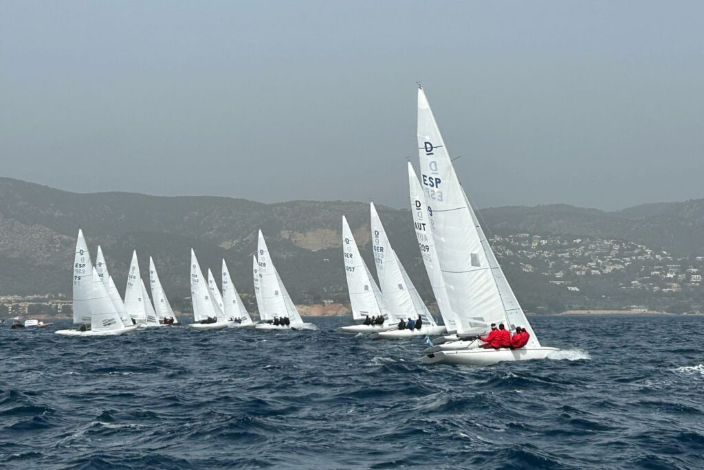 El suizo Yeahnah golpea primero en el estreno de la VIII Copa del Mediterráneo
