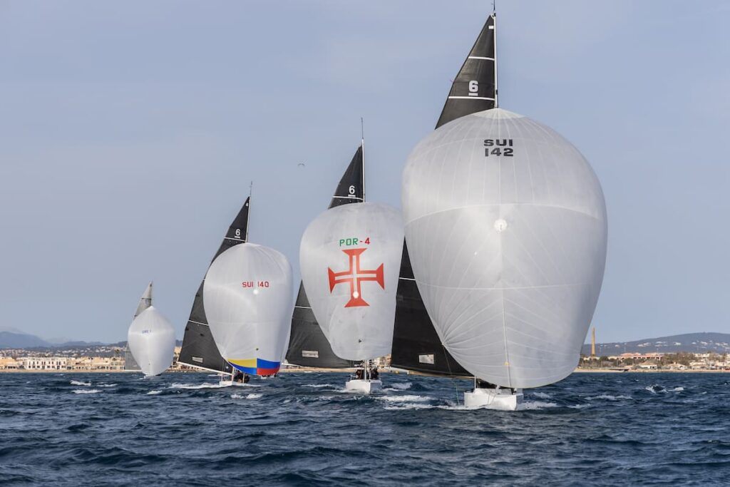 Los cruceros y monotipos largan las amarras del Sofía Mallorca