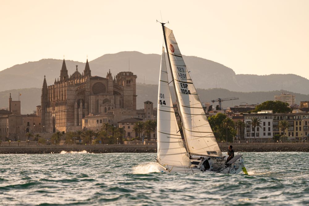 El RCNP acepta el reto de Hugo Ramón para batir el récord de la vuelta a Mallorca en solitario