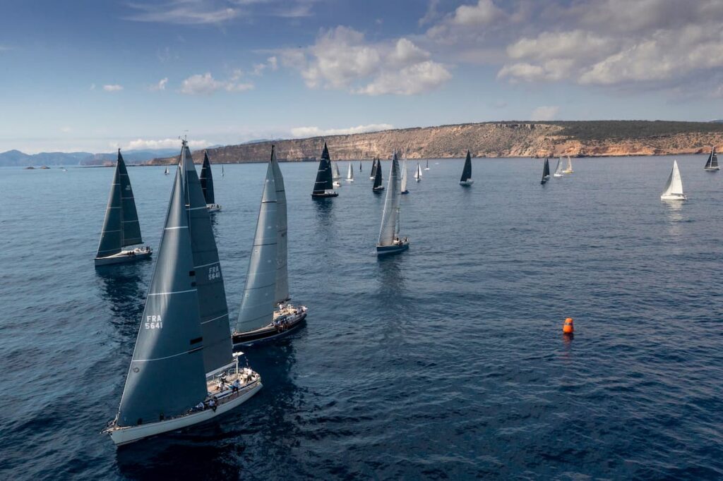 La Larga pone rumbo a Ibiza