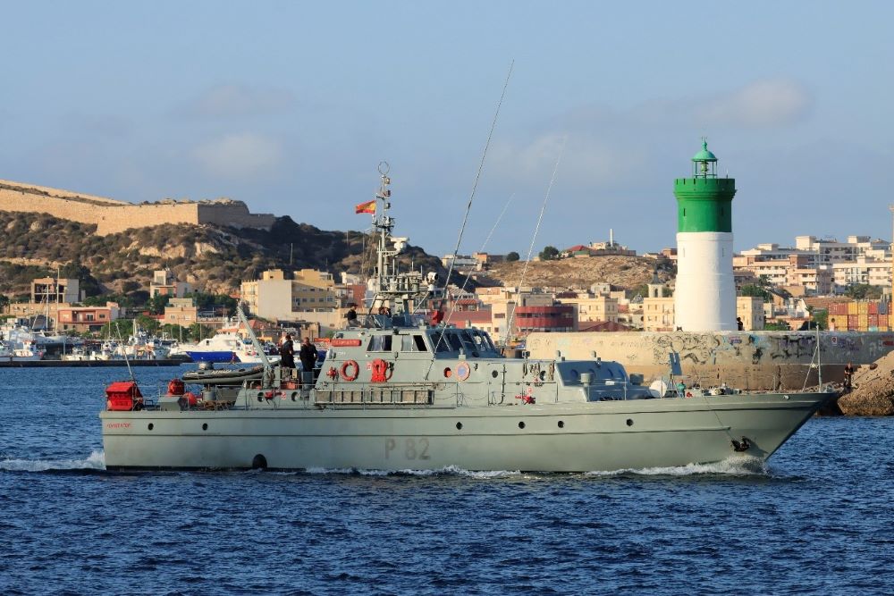 El patrullero Formentor visita el Club de Vela Puerto de Andratx