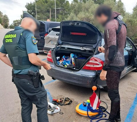 La Guardia Civil investiga a una persona por un expolio en el pecio de Ses Llumetes
