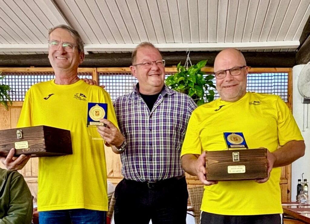 Guasch y Costa ganan el autonómico de Embarcación Fondeada