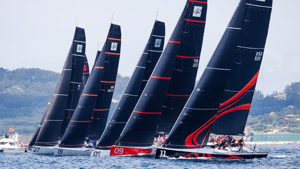 El American Magic lidera la etapa gallega de la clase TP52