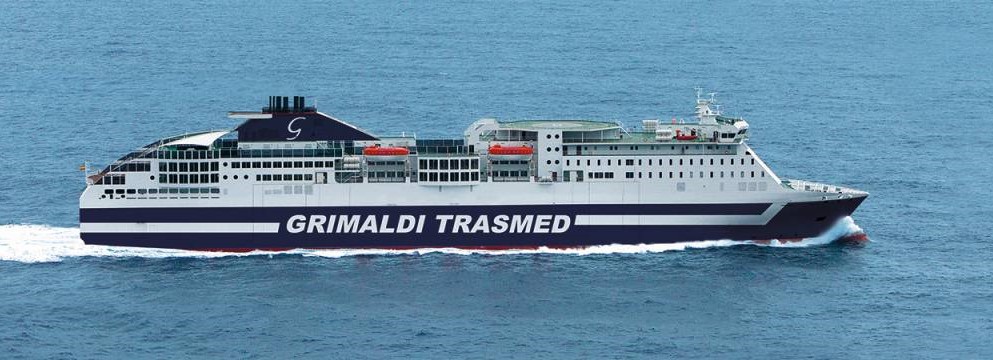 Trasmed suspende su oferta para pernoctar en un ferry en Ibiza