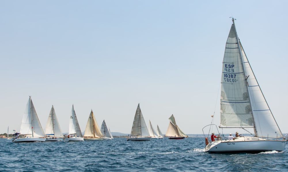 Club de Mar-Mallorca prepara el Trofeo de las Fuerzas Armadas