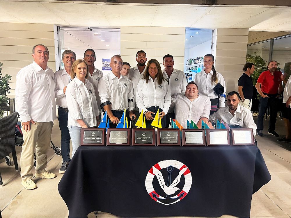 El CVPA celebra 15 años de vela inclusiva con sus campeones