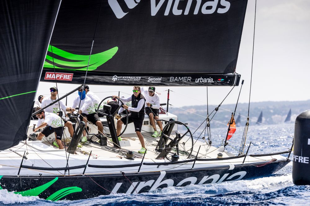 Urbania Sailing Team se estrena en puestos de podio en la Copa del Rey