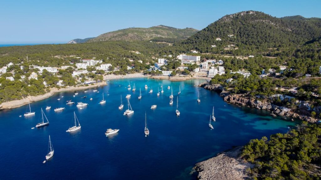 Ya es oficial: el Gobierno autoriza el alquiler de barcos privados