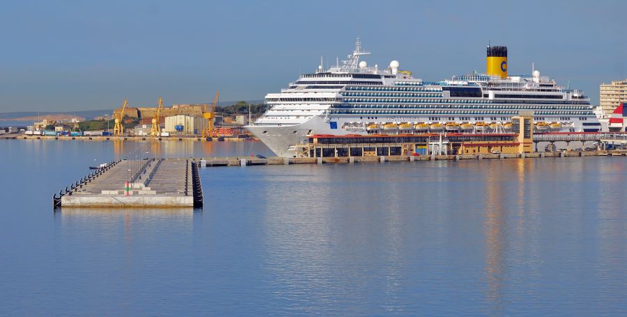 El PSIB denuncia que el Govern no aplica la limitación de cruceros