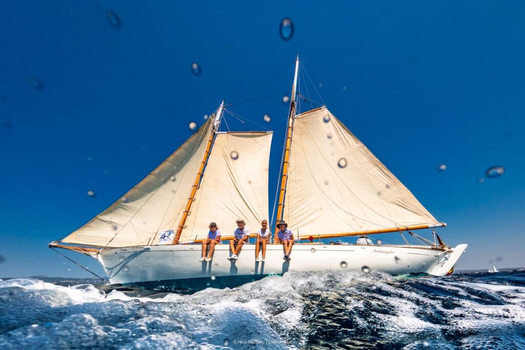 Goleta Archangelo: una historia de amor a primera vista