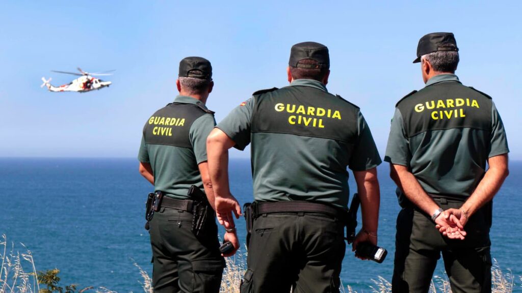 Hallan los cuerpos sin vida del piloto y su hijo de 13 años caídos al mar en Mallorca