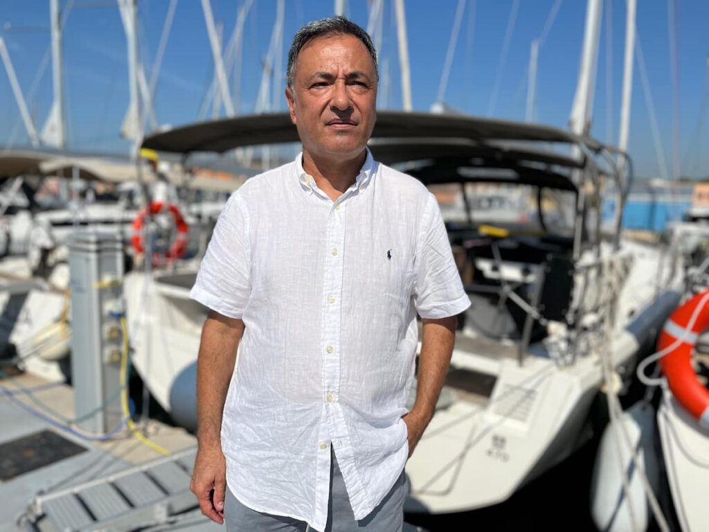 A favor del decreto del chárter: “No puede ser que no tengas puerto base si te dedicas a una actividad profesional”