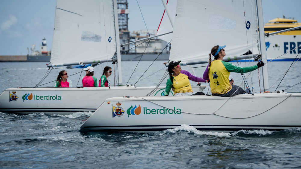 La Liga Iberdrola de Vela Femenina hace escala en Palma