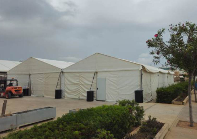 Las carpas para acoger migrantes en las pitiusas están casi listas