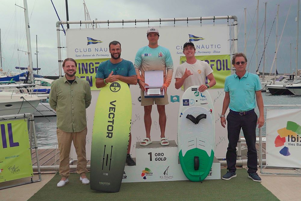 Angel Granda gana el Ibiza Wingfoil Open en categoría absoluta