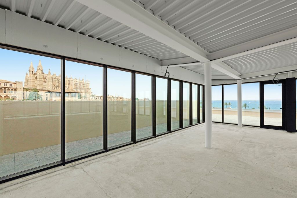 El concurso del bar del Port Centre vuelve a quedar desierto