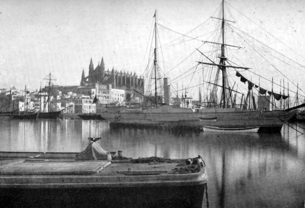 Vulcano: el buque que cambió la Armada y acabó cartografiando Menorca