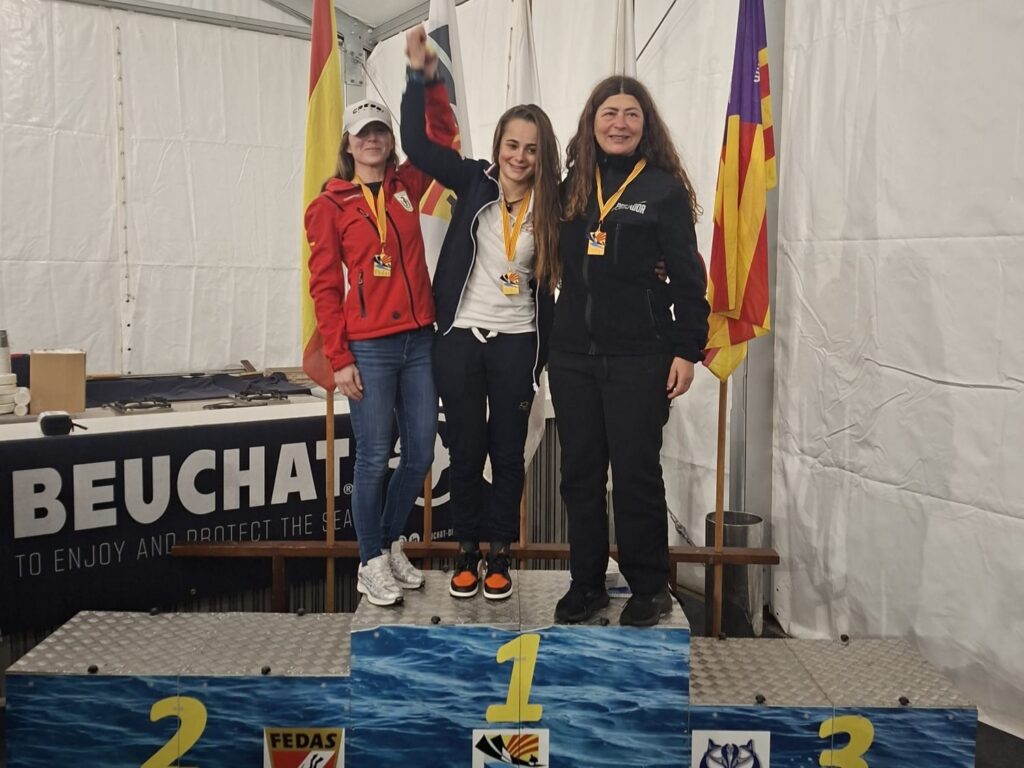 El Master de pesca submarina corona a Juan Campins y Amandine Gómez