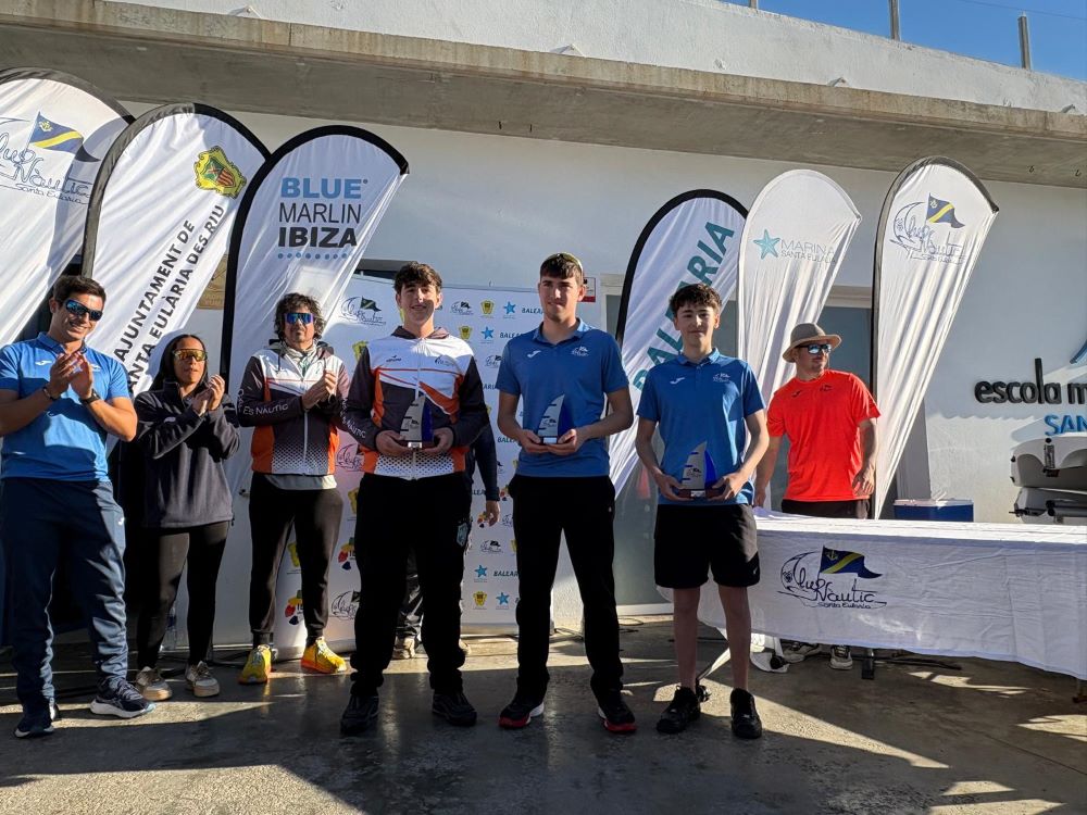 La cantera de la vela ibicenca protagoniza el Trofeo Fiestas Patronales