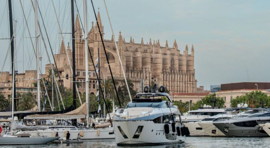 El Cluster advierte del riesgo de pérdida de competitividad del puerto de Palma