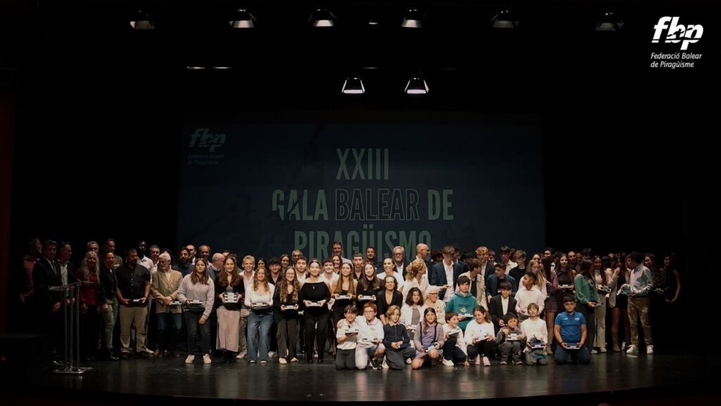 El piragüismo balear celebró su gran fiesta anual