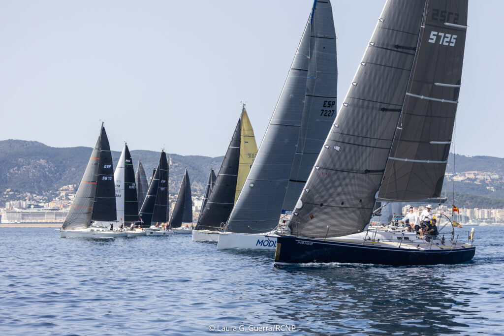 Zarpa la XIII Volta a Mallorca A3 rumbo a la costa norte